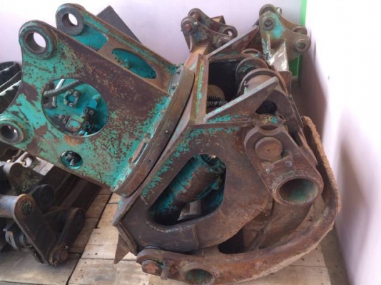 ขายปากคีบเหล็ก หมุนได้ซ้าย ขวา 360 องศา ใช้กับ รถขุด PC 120 นำเข้าจากญี่ปุ่น ติดต่อ 081-2990958/089-8368497 (เจ้าของขายเอง) ขายปากคีบเหล็ก หมุนได้ซ้าย ขวา 360 องศา ใช้กับ รถขุด PC 120 นำเข้าจากญี่ปุ่น ติดต่อ 081-2990958/089-8368497 (เจ้าของขายเอง)