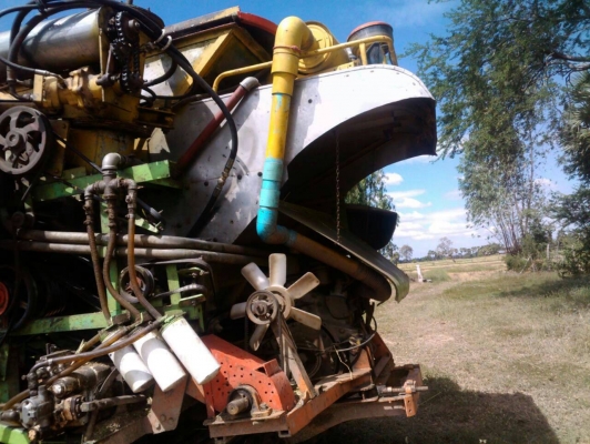 ขายรถเกี่ยวไทเส็งยนต์การเกษตร