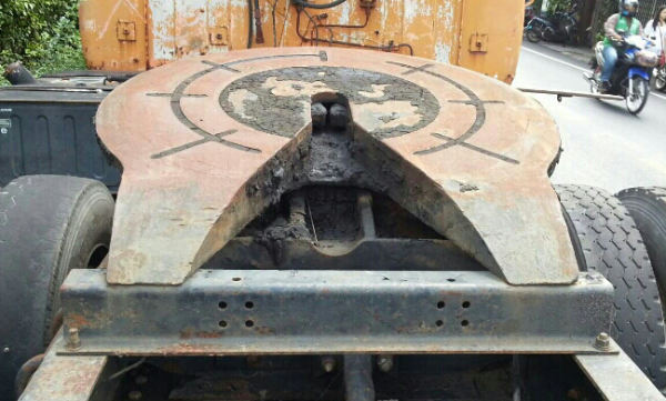 ขายหัวลากนิสสัน UD สภาพพร้อมใช้ ขายหัวลากนิสสัน UD สภาพพร้อมใช้