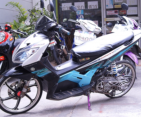 yamaha nuvo 110 cc ตามสภาพจ้า เครื่องไม่ดัง ไม่หอน สตาทติดง่าย ใช้งานได้เลย มีลอยบ้างตามประสารถมือสอง เล็กรามอินทรา ขายมอไซค์มือสอง 089215 yamaha nuvo 110 cc ตามสภาพจ้า เครื่องไม่ดัง ไม่หอน สตาทติดง่าย ใช้งานได้เลย มีลอยบ้างตามประสารถมือสอง เล็กรามอินทรา ขายมอไซค์มือสอง 089215