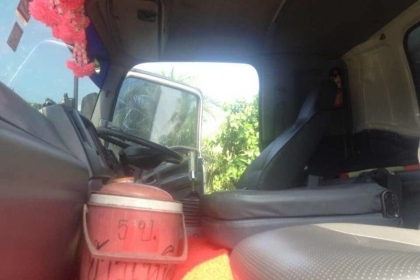 รถอีซูซุ 10 ล้อดั้ม FXZ 360 แรงม้า. ปี 55  สนใจติดต่อ 081 - 6079515