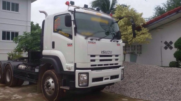 ขายดาว์นสิบล้อหัวลาก ISUZU เครื่อ360 แรง ปี 56 ส่งต่อ 48 งวด ๆ ละ 51,000 บาท