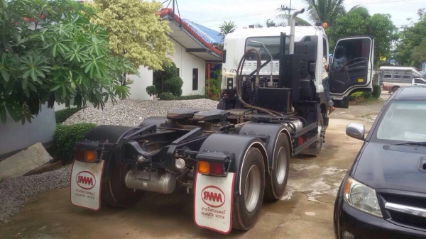 ขายดาว์นสิบล้อหัวลาก ISUZU เครื่อ360 แรง ปี 56 ส่งต่อ 48 งวด ๆ ละ 51,000 บาท