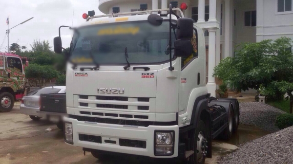 ขายดาว์นสิบล้อหัวลาก ISUZU เครื่อ360 แรง ปี 56 ส่งต่อ 48 งวด ๆ ละ 51,000 บาท