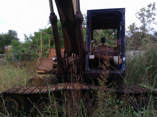 ขายCat E200Bครับ