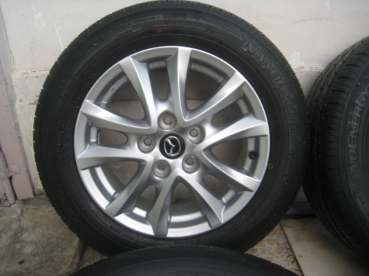 ขายล้อแม็กป้ายแดง Mazda3 16" พร้อมยางปี14 สนใจติดต่อเล็กคลองสามครับ 081-3747940