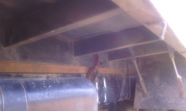 กระบะ 10 ล้อ ไม่ดัมพ์ ยาว 6.20 เมตร ยกลงจาก 320 ปี49