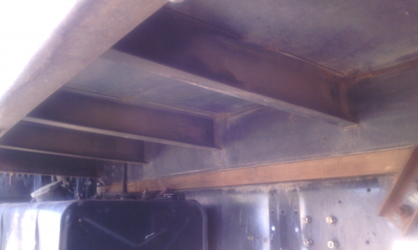 กระบะ 10 ล้อ ไม่ดัมพ์ ยาว 6.20 เมตร ยกลงจาก 320 ปี49