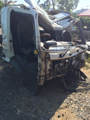 ขายอะไหล่ หัวลาก HINO MEGA   320 เครื่อง P11C  ราคาตามแต่ละชิ้นครับ.  เลือกเอาตามชอบ ครับ ราคาคุยกันได้ ถ้าถูกใจ