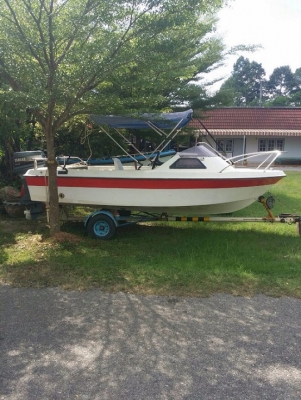 ขายเรือตกปลายามาฮ่า 15 ฟุตเครื่อง 40 แรง(ยกเลิกการขาย)