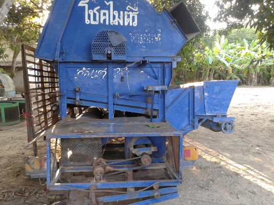 ขายตัวสีข้าว-ถั่ ไทยเส็งยนต์ 8ฟุต สภาพพร้อมใช้