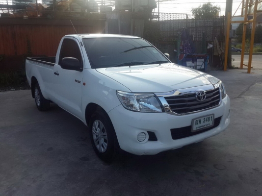 TOYOTA VIGO CHAMP ตอนเดียว ปี 2012 ติดแก็ส LPG หัวฉีด เครื่องเบนซินจากโรงงาน เครื่องเดิม ช่วงล่งดี แอร์เย็น รถสวย เบาะสภาพดี ภายในสวย สีสวย รถพร้อมใช้งานทันที จัดไฟแนนได้ ฟรีดาวน์