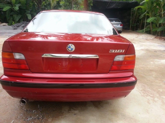 ขาย  BMW318  สภาพเดิมๆโรงงานสวยมากพร้อมใช้เลยไม่เคยติดแก๊ส