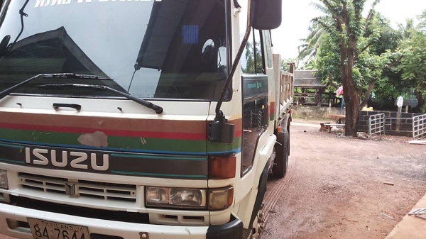 ***ขายแล้วครับขอบคุณ Truck2hand ขาย6ล้อดั้มดิน ISUZU ROCKY 195 FRR12JC 6HE1-195HP เครื่องเดิมเกียร์เดิม แน่นๆ แรงดี เกียร์ไม่มีหลุด ช่วงล่างFหน้า-หลัง คัสซีสวย ใหญ่ ไม่ปะไม่ดาม กระบะดั้มเหล็ก6ตันยิงหน้า3.60ม.สภาพดี พื้นดี ข้างดี หัวเก๋งเดิม สภาพดี ไม่ผุ ภ ***ขายแล้วครับขอบคุณ Truck2hand ขาย6ล้อดั้มดิน ISUZU ROCKY 195 FRR12JC 6HE1-195HP เครื่องเดิมเกียร์เดิม แน่นๆ แรงดี เกียร์ไม่มีหลุด ช่วงล่างFหน้า-หลัง คัสซีสวย ใหญ่ ไม่ปะไม่ดาม กระบะดั้มเหล็ก6ตันยิงหน้า3.60ม.สภาพดี พื้นดี ข้างดี หัวเก๋งเดิม สภาพดี ไม่ผุ ภ