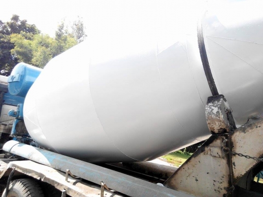 เปลี่ยนเปลือกถังโม่ปูนที่บางแล้วทำใหม่พร้อมรับทำสีรถโม่ปูน