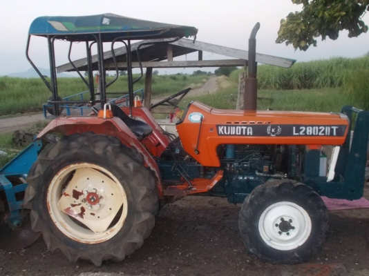 มาแล้วนะ Kubota L2802 DT มีพาน5หนึ่งพวง รถพร้อมใช้งาน สนใจติดต่อ0899638932