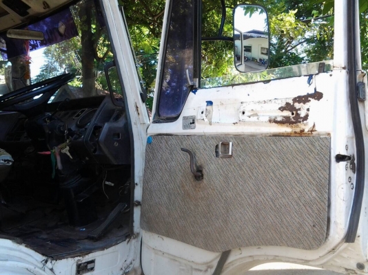 ขาย10ล้อเพลาเดียวHINO F17กระบะดั้มเหล็ก