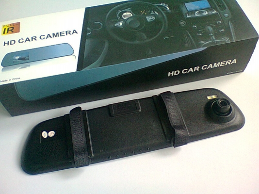 กล้องบันทึกณรถยนต์แบบกระจกแอบถ่าย