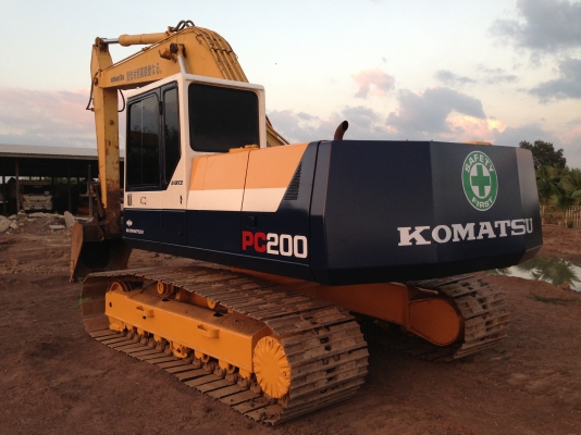ขาย KOMATSU PC200-5 คอนโทรนสั้น ซีเรียลสูง สภาพสวย พร้อมใช้ครับ (เจ้าของขายเอง) สนใจติดต่อโดยตรง 081-4283210 ขาย KOMATSU PC200-5 คอนโทรนสั้น ซีเรียลสูง สภาพสวย พร้อมใช้ครับ (เจ้าของขายเอง) สนใจติดต่อโดยตรง 081-4283210