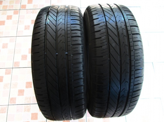 ขายยาง GOODYEAR DURAPLUS 215-60-16 ปี13 สวยๆ (1คู่)