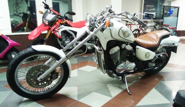 Steed 400 ทะเบียน เบนคอ ล้อตัน ตูดเป็ด ท่อแต่ง ทรงดี เอกสารพร้อม Steed 400 ทะเบียน เบนคอ ล้อตัน ตูดเป็ด ท่อแต่ง ทรงดี เอกสารพร้อม