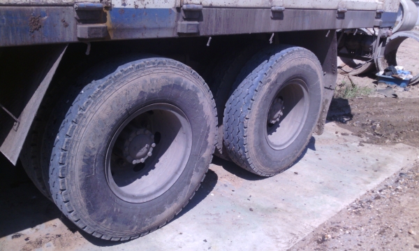 10 ล้อ HINO MEGA 320 แรงม้า 2 เพลา ไม่ดัมพ์ ปี 49 มีระบบลากจูง