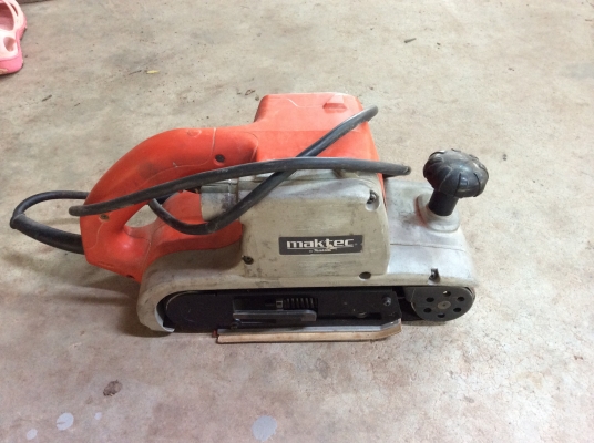 ขายเครื่องขัดกระดาษทราย รถถังใช้งานได้ปกติ 2500บาท