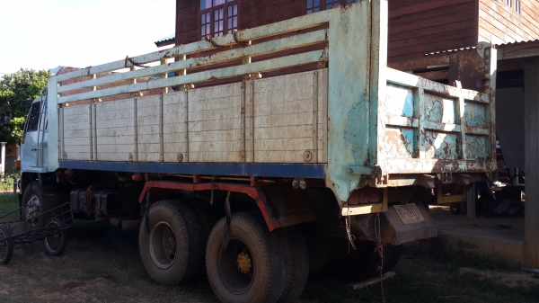 ขายด่วนรถISUZU ROCKY210 สองเพลาดั้ม สภาพพร้อมใช้ราคาไม่แพงจัดแนนท์ได้สูงโทร0843923995