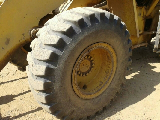 ขายด่วนรถตักKOMATSUWA300-1ตัดเอวออ่นรถสวยพร้อมใช้