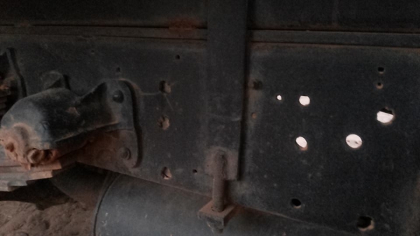 **ดาวน์410,000 บ.ต่อรอง**ขายดาวน์เปลี่ยนสัญญา 6ล้อดั้มดิน5คิว สภาพใช้งานปีกว่า ISUZU ROCKY 6HE1-195แรง เครื่องแห้ง แน่น แรงดี ไม่เยิ้ม เกียร์ดีไม่หลุดไม่หอน ช่วงล่างใหญ่ Fหน้า-หลัง คัสซีดี ใหญ่ ไม่ปะไม่ดาม กระบะดั้มเหล็ก6ตัน4.0ม.ยิงหน้า สภาพดี พื้นดีข้างส