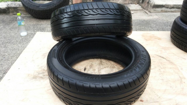 ขายยาง Dunlop 205-55-16 สวยๆดอกเต็ม 4เส้น