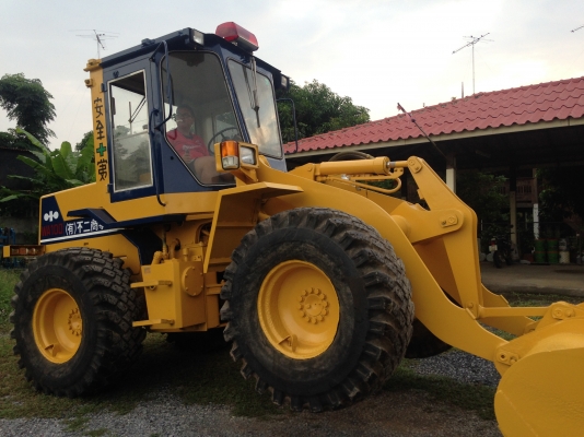 ขายรถตัก Komatsu WA 100-1 นำเข้าจากญี่ปุ่น ยังไม่เคยใช้งานในเมืองไทย สภาพสวย พร้อมใช้ ราคาถูกมากๆ  081-9485494