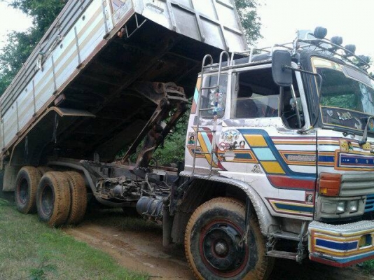 ขาย10ล้อฮีโน่2เพลาF17พร้อมใช้งาน