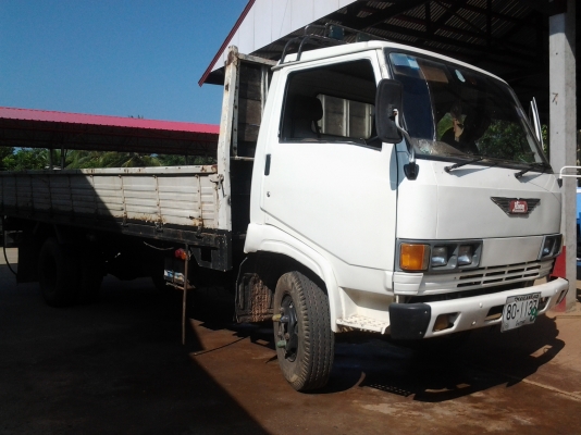 HINO KM779 เครื่อง 117 แรง wo4D กะบะยาว 5.5 เมตร ภาษีเต็ม ยางสวย 6 เส้น