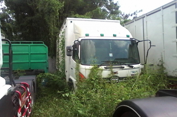 ซีรี่ 500 ปี 2553 กับ ปี 2554 มีทั้งหมด 12 คัน