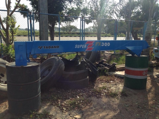 เครน Tadano(ทานาโน) 3ตัน3ปอก ราคา110,000บาท สนใจโทร081-7635381