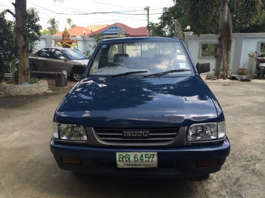 อีซูซุ ปี2000 ตอนเดียว สีสวย เครื่องดี หน้าหลังเดิมๆ อีซูซุ ปี2000 ตอนเดียว สีสวย เครื่องดี หน้าหลังเดิมๆ