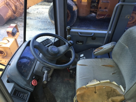 ขาย !!! รถตักล้อยาง TCM. L13. รถนอก มีเก๋ง มีเอกสาร สภาพเดิมๆ