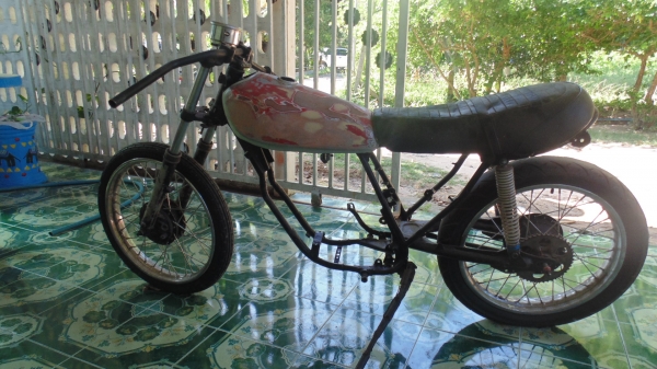 มอเตอไซค์คาเฟ่