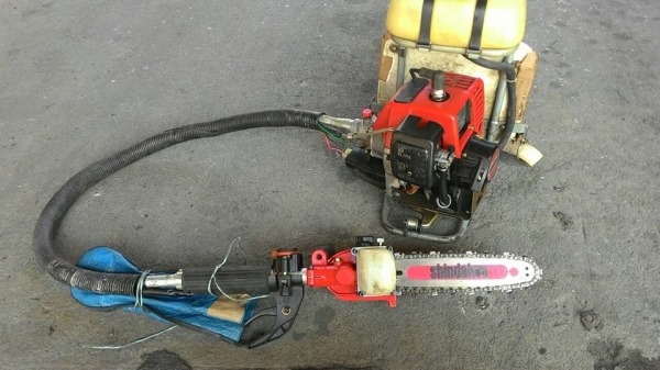 ขายเลื่อยยนต์  สายอ่อนเก่าญี่ปุ่น สตาร์ทมือกดปุ่ม