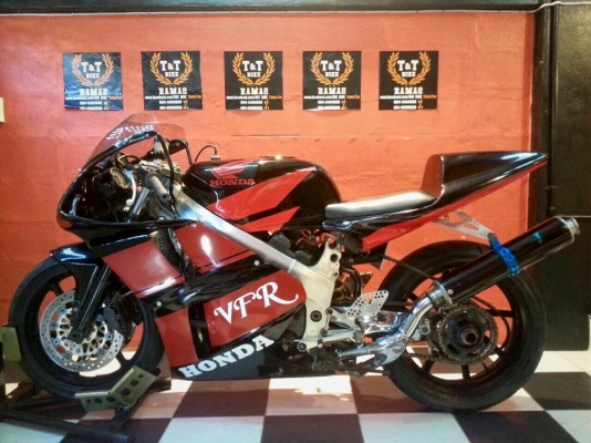 T&amp;T BIKE RAMA2 ขายถูกเพียง 67500 ฿HONDA VFR 400 NC30 ปี97 ทะเบียนแท้