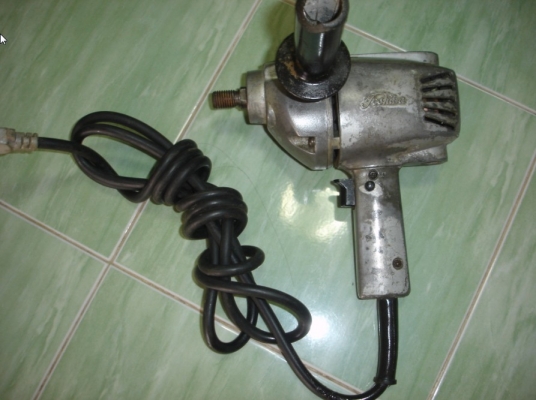 ขาย เครื่องขัดสีรถ โตชิบ้า220v  2200 รอบต่อนาที