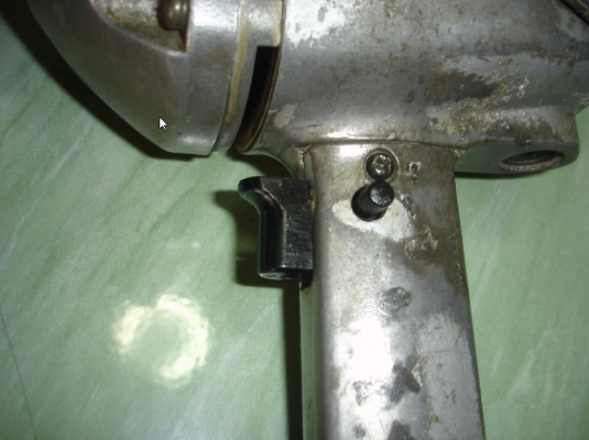 ขาย เครื่องขัดสีรถ โตชิบ้า220v  2200 รอบต่อนาที