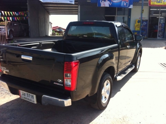 all new dmax ตัวท๊อป เกรียร์ออโต้ สภาพป้ายแดง all new dmax ตัวท๊อป เกรียร์ออโต้ สภาพป้ายแดง