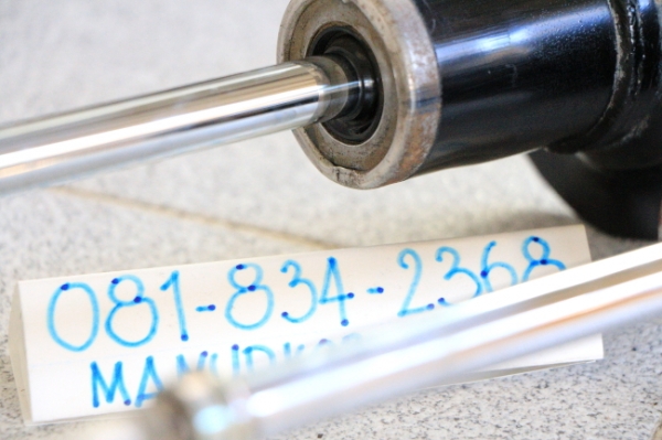 โช้ค+สปริงMITSUBISHI TRITON โช้ค+สปริงMITSUBISHI TRITON