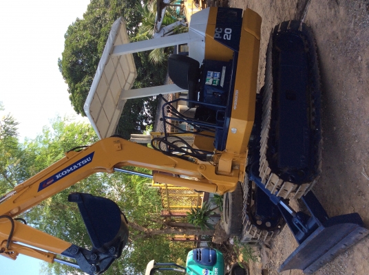 ขายรถขุด-ดัน KOMATSU. PC 20-2 รถเก่านอก สภาพดี พร้อมใช้งาน มีเอกสารแจ้งจำหน่าย. สนใจสอบถามได้ค่ะ นิวส์ (083-4953407,085-8332943) เจ้าของขายโดยตรงค่ะ