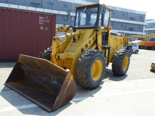 ขายรถตักล้อยาง KOMATSU 510  ราคา 780,000 บาท