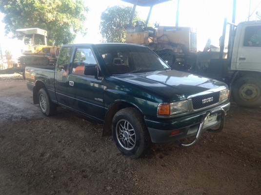 อีซูซุ ปี 94  เครื่องดี  ล้อครอบ 15  แอร์หนาว ขับดี