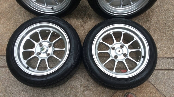 Max ขอบ15 rf1 กว้าง8  4รู100 พร้อมยาง สภาพสวย