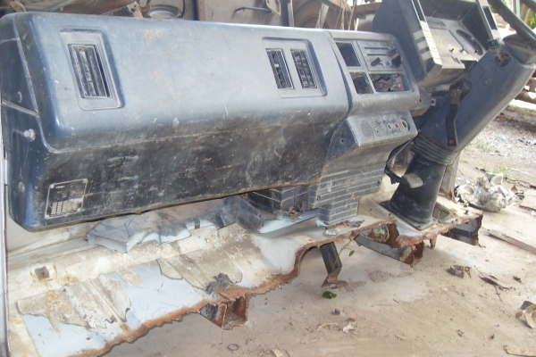 * ขายตัดหน้าร็อกกี้ สภาพตามรูป ราคา 17,000.-